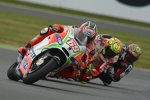 Nicky Hayden vor Valentino Rossi 