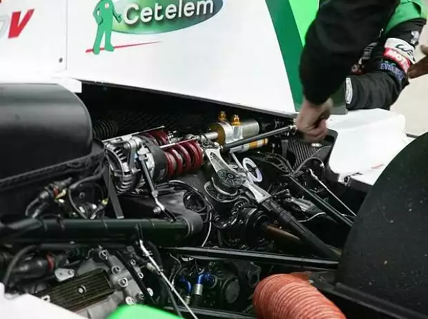 Titel-Bild zur News: Sebastien Bourdais, Seiji Ara, Nicolas Minassian