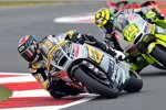 Thomas Lüthi vor Andrea Iannone 