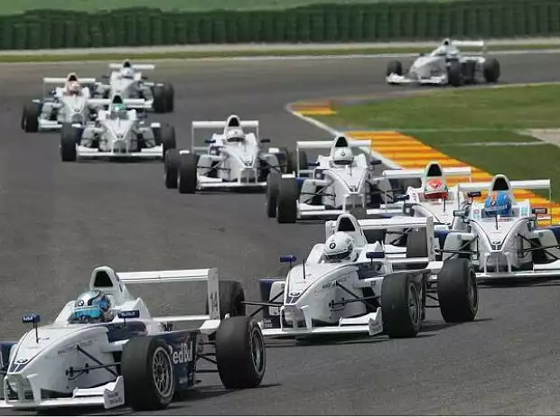 Formel BMW Talent Cup 2012 Valencia Titel-Bild zur News: Formel BMW Talent Cup 2012 Valencia