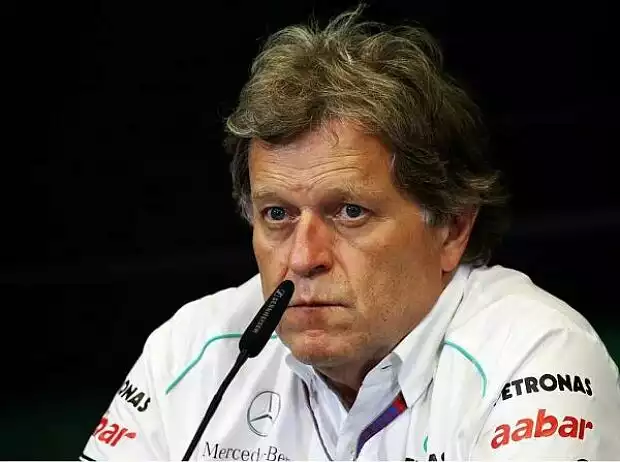 Norbert Haug (Mercedes-Motorsportchef) Titel-Bild zur News: Norbert Haug (Mercedes-Motorsportchef)