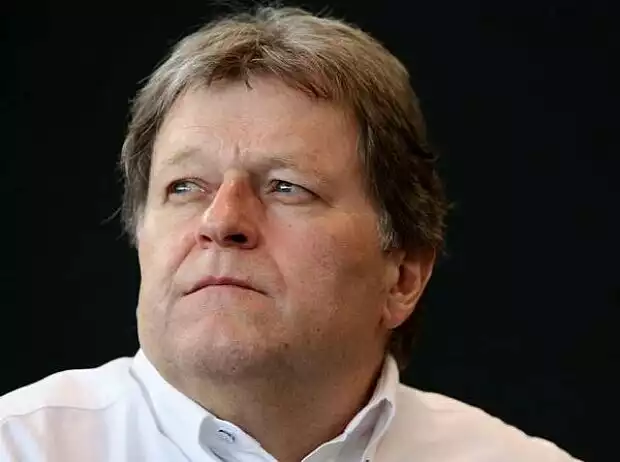 Norbert Haug (Mercedes-Motorsportchef) Titel-Bild zur News: Norbert Haug (Mercedes-Motorsportchef)