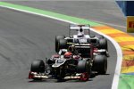 Romain Grosjean (Lotus) und Kamui Kobayashi (Sauber) 