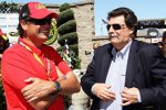 Michael Waltrip und NASCAR-Präsident Mike Helton