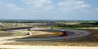 Bild zum Inhalt: Erster Test: V8-Supercar-Pilot von Austin-Kurs begeistert