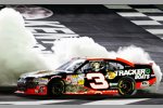 Austin Dillon feiert seinen Sieg