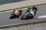 Hector Barbera vor Nicky Hayden und  Cal Crutchlow 