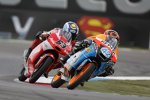 Alex Rins vor Zulfahmi Khairuddin 