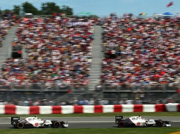 Kamui Kobayashi, Sergio Perez Kamui Kobayashi, Sergio Perez