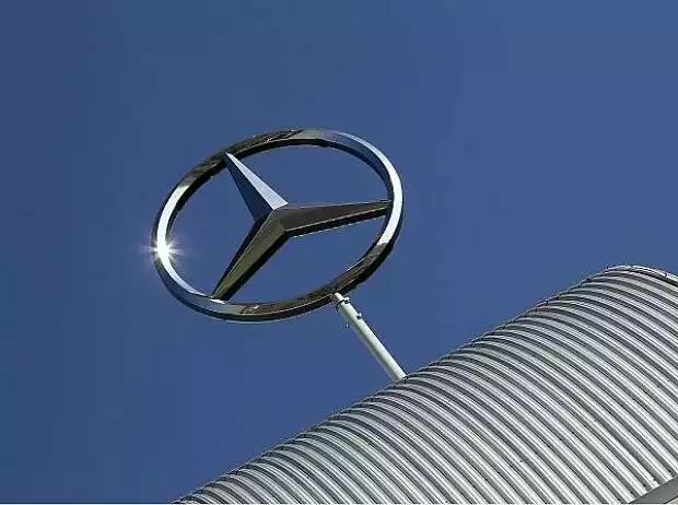 Mercedes-Benz-Stern Titel-Bild zur News: Mercedes-Benz-Stern
