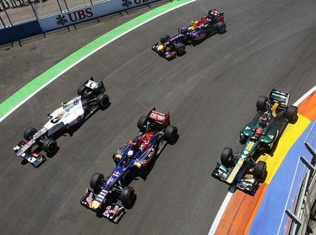 Titel-Bild zur News: Mark Webber, Heikki Kovalainen, Daniel Ricciardo, Sergio Perez