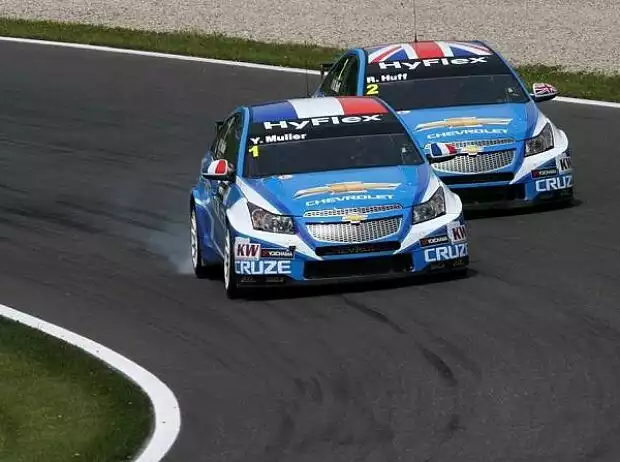 Yvan Muller, Robert Huff Titel-Bild zur News: Yvan Muller, Robert Huff