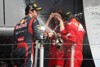 Ganz trocken: Webber gewinnt vor Alonso