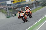 Daniel Pedrosa vor und Casey Stoner 