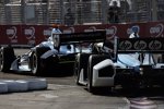 Simon Pagenaud (Sam Schmidt), Josef Newgarden (Fisher) 