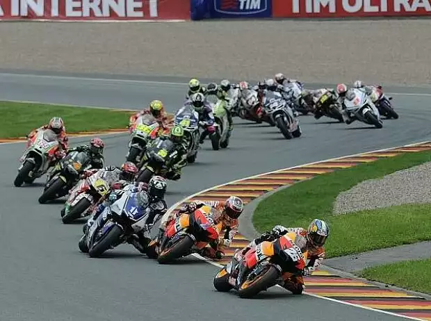 Start auf dem Sachsenring Titel-Bild zur News: Start auf dem Sachsenring