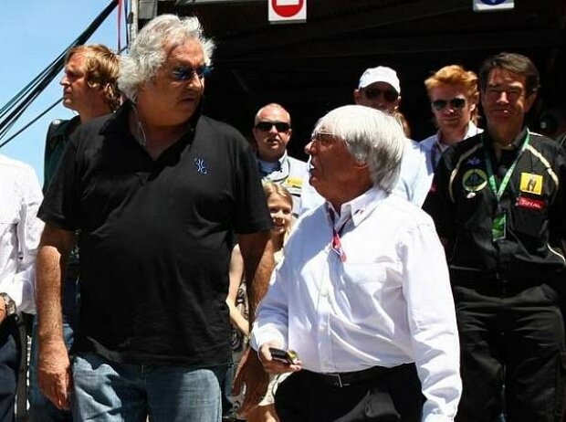 Titel-Bild zur News: Bernie Ecclestone (Formel-1-Chef), Flavio Briatore