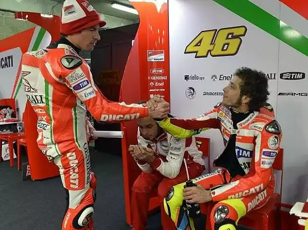 Titel-Bild zur News: Nicky Hayden, Valentino Rossi