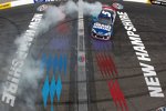 Kasey Kahne (Hendrick) feiert Hendrick-Sieg Nummer zwei
