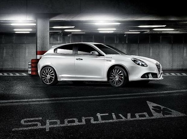 Alfa Romeo Giulietta "QV Sportiva" Alfa Romeo Giulietta "QV Sportiva"