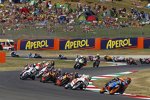 Alex Rins vor Niccolo Antonelli 