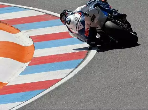 Leon Haslam Titel-Bild zur News: Leon Haslam