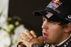 Bild zum Inhalt: Button & Vettel: Alles koscher in Kurve sechs?