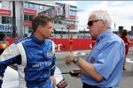 Charlie Whiting (Technischer Delegierte der FIA) mit Bernd Mayländer