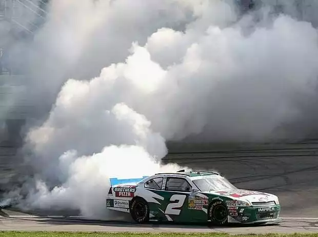 Elliott Sadler Titel-Bild zur News: Elliott Sadler