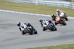 Marco Melandri vor Leon Haslam 