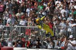 "Spiderman" Helio Castroneves in Aktion