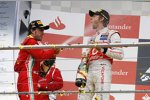 Fernando Alonso (Ferrari) und Jenson Button (McLaren) 