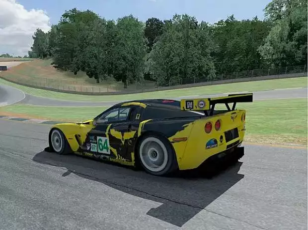 iRacing.com Motorsport Simulations Titel-Bild zur News: iRacing.com Motorsport Simulations