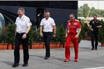 Ross Brawn (Mercedes-Teamchef), Martin Whitmarsh (Teamchef, McLaren), Stefano Domenicali (Ferrari-Teamchef), Eric Boullier (Lotus-Teamchef) und Bernie Ecclestone (Formel-1-Chef) 