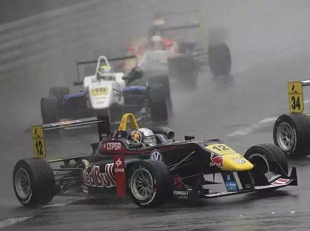Titel-Bild zur News: Carlos Sainz Jun.