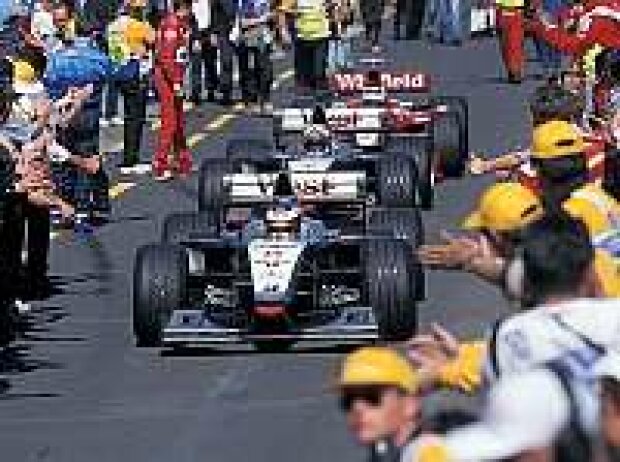 Mika Häkkinen und David Coulthard in Melbourne 1998