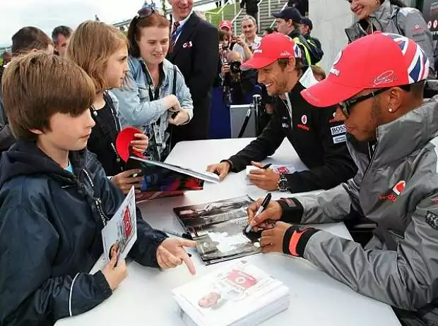 Lewis Hamilton, Jenson Button Titel-Bild zur News: Lewis Hamilton, Jenson Button
