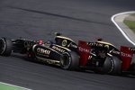 Kimi Räikkönen (Lotus) und Romain Grosjean (Lotus) 
