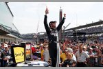 Jimmie Johnson bejubelt seinen vierten Brickyard-400-Sieg