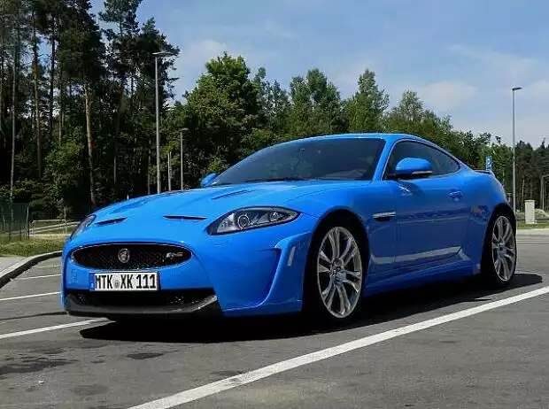 Titel-Bild zur News: Jaguar XKR-S