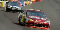 Bild zum Inhalt: Glückspilz Jeff Gordon siegt im Pocono-Chaos