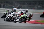 Tom Sykes vor Leon Haslam 