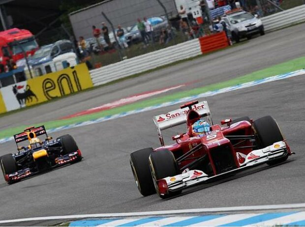 Fernando Alonso, Sebastian Vettel Fernando Alonso, Sebastian Vettel