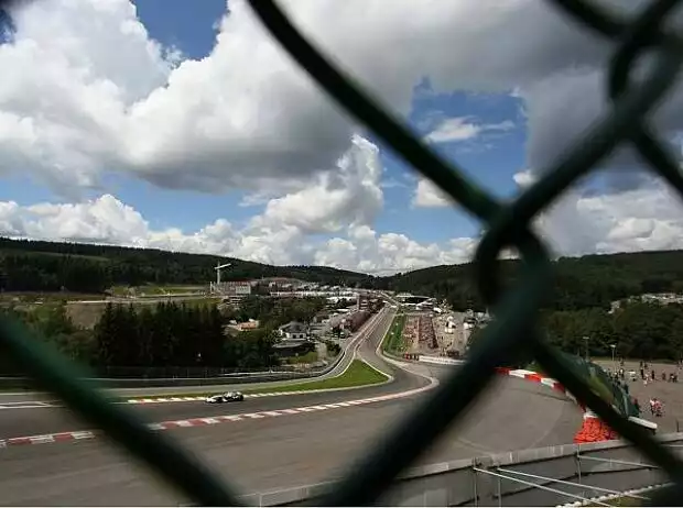 Eau Rouge Titel-Bild zur News: Eau Rouge