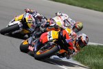 Casey Stoner vor Alvaro Bautista 