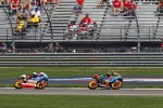 Alex Rins vor Maverick Vinales 