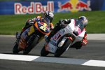 Luis Salom vor Sandro Cortese 