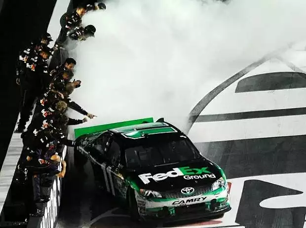 Denny Hamlin Titel-Bild zur News: Denny Hamlin