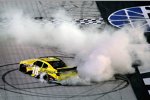 Joey Logano gewinnt das Nationwide-Rennen