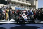 Ryan Briscoe (Penske) in der Victory Lane